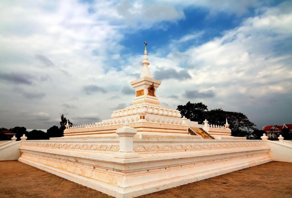 Dhavara Boutique Hotel Vientiane Exteriér fotografie